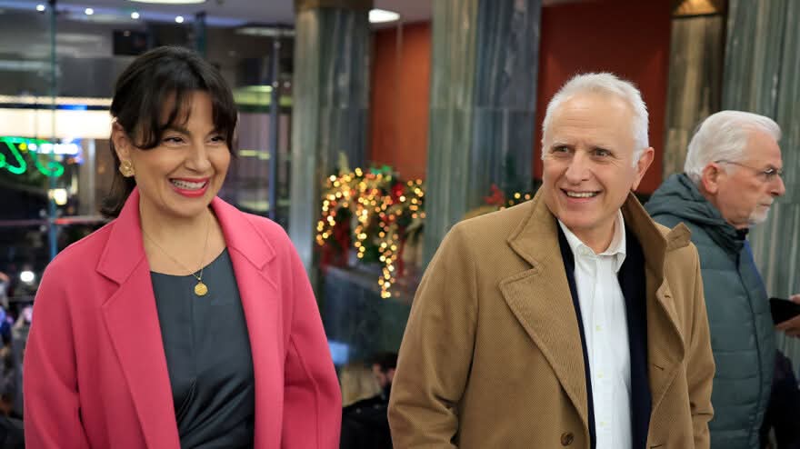 Ολική επαναφορά Τσίπρα. Παρόντες Ραγκούσης-Μαρίνα